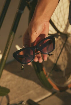 Kimma-Cranberry / Spritz-52 -Raen Eyeglasses Store KIMMA SS24 Cranberry Spritz L4