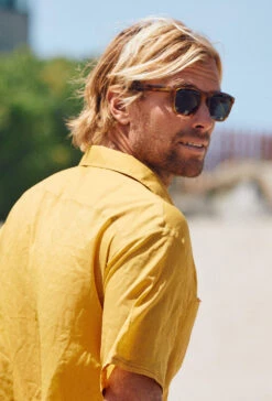 Lumis-Santa Fe / Smoke Polarized-54 -Raen Eyeglasses Store Lumis FW24 Santa Fe Smoke Polarized A2 03db4c17 f6c1 4b5f a9b0 7efc0222253c