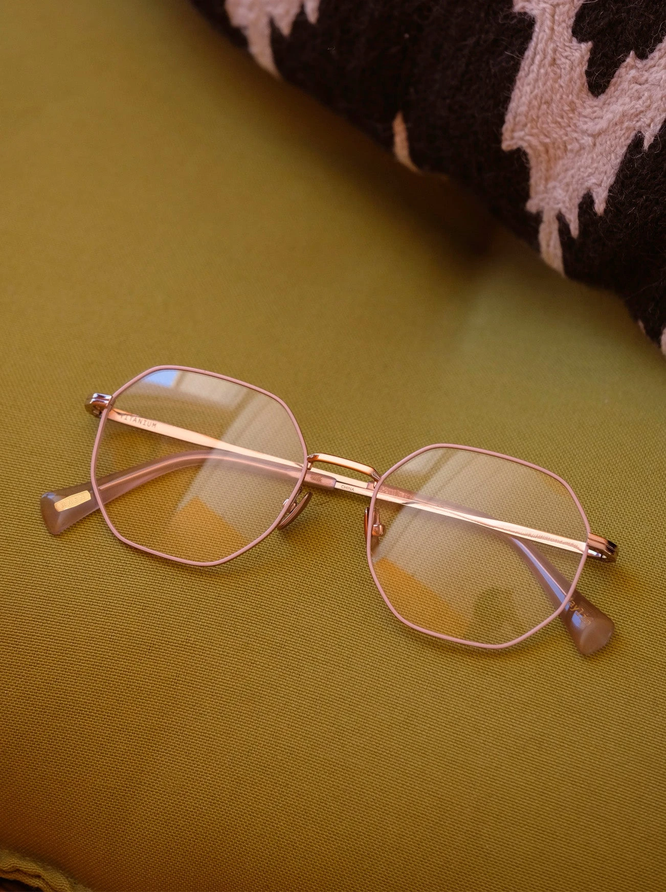 MAYLIN-Black Gold + Brindle Tortoise / Clear-52 5 MAYLIN-Black Gold + Brindle Tortoise / Clear-52 - Image 5