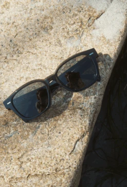 CARBY-Recycled Black / Green Polarized-53 12 CARBY-Recycled Black / Green Polarized-53 -Raen Eyeglasses Store Untitled 4 3